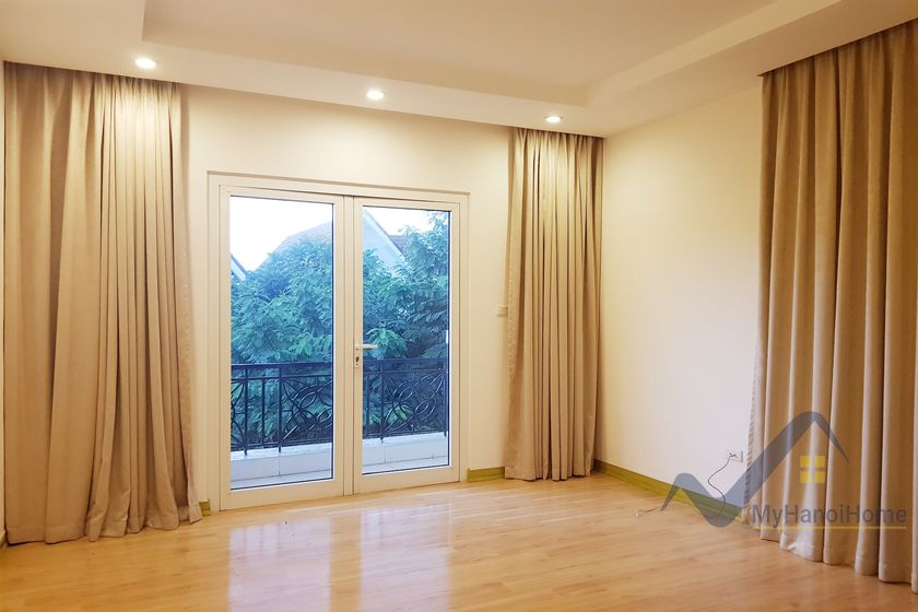 Biệt thự song lập tại Vinhomes Riverside cần cho thuê full đồ 15