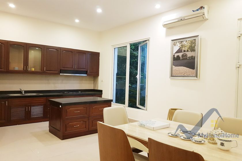 Biệt thự song lập tại Vinhomes Riverside cần cho thuê full đồ 5