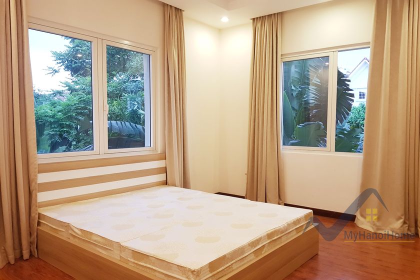 Biệt thự song lập tại Vinhomes Riverside cần cho thuê full đồ 7