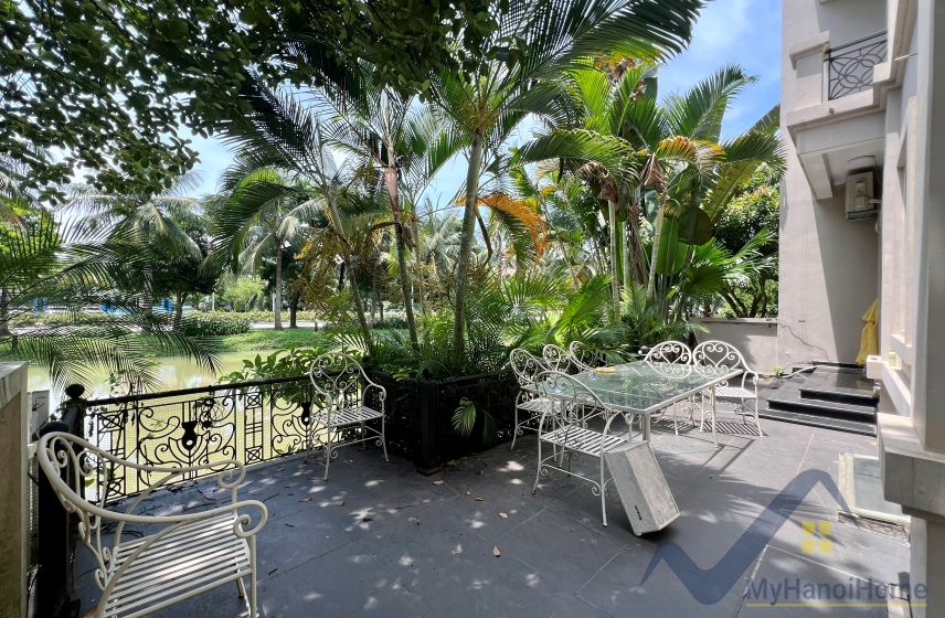 Biệt thự song lập Vinhome Riverside cho thuê gần Almaz 8