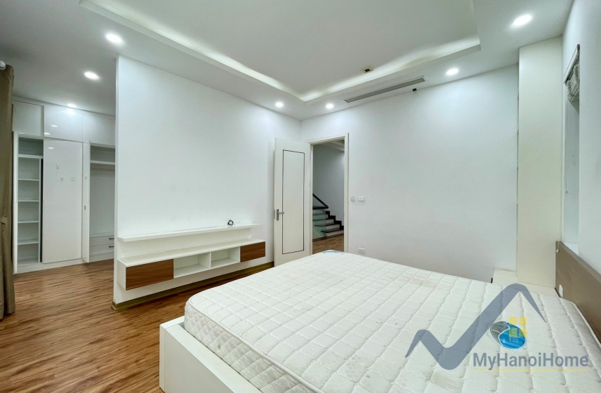 Biệt thự song lập Vinhomes Riverside cần cho thuê full nội thất 13