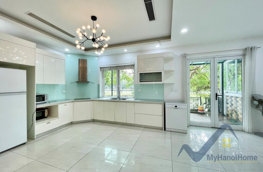 Biệt thự song lập Vinhomes Riverside cần cho thuê full nội thất 4