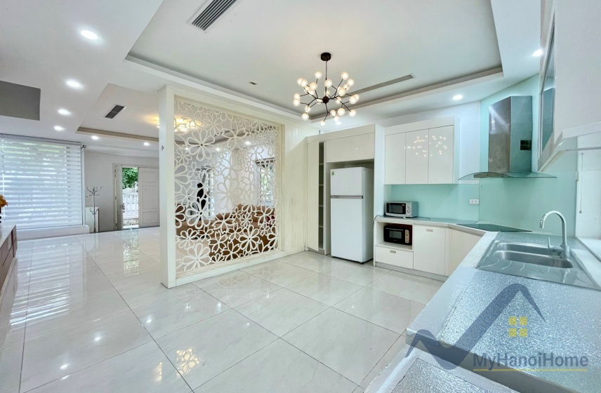 Biệt thự song lập Vinhomes Riverside cần cho thuê full nội thất 5