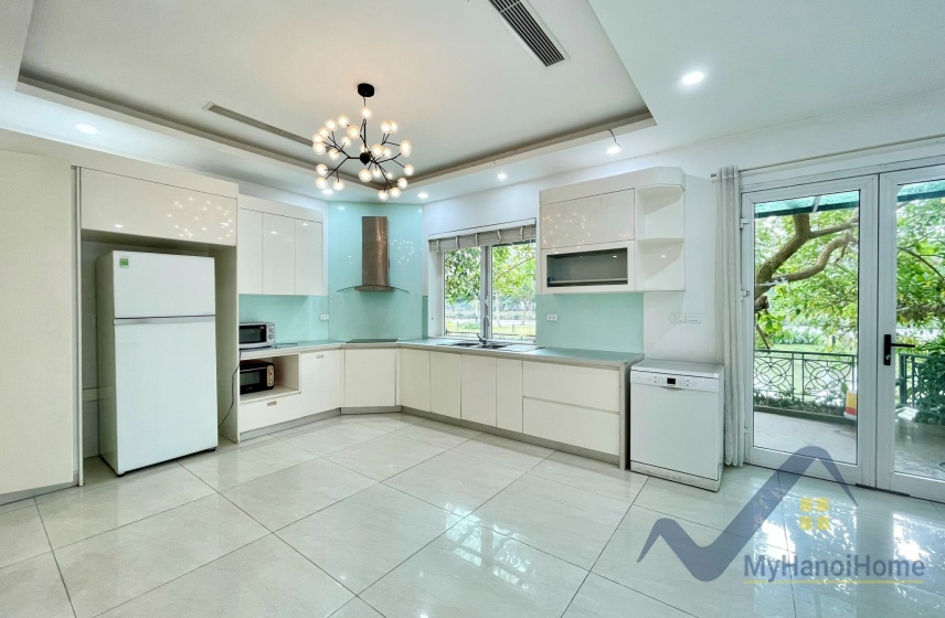 Biệt thự song lập Vinhomes Riverside cần cho thuê full nội thất 6