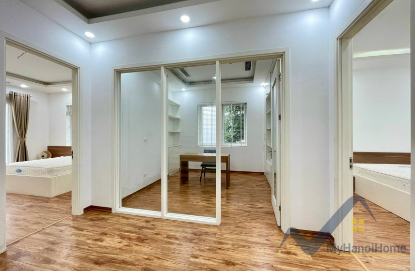 Biệt thự song lập Vinhomes Riverside cần cho thuê full nội thất 8