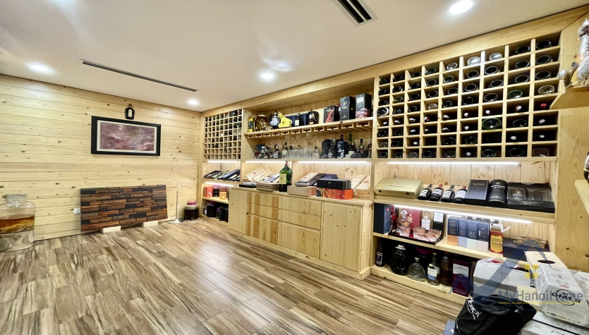 Biệt thự song lập Vinhomes Riverside cho thuê đủ đồ gần BIS 8