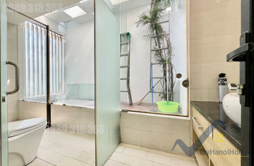 Biệt thự song lập Vinhomes Riverside cho thuê đủ nội thất 24