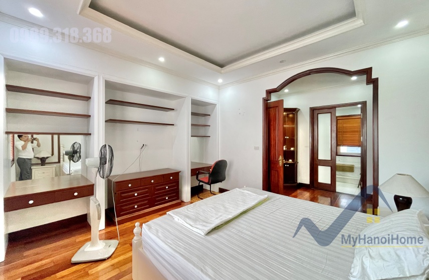 Biệt thự song lập Vinhomes Riverside full nội thất cần cho thuê 15