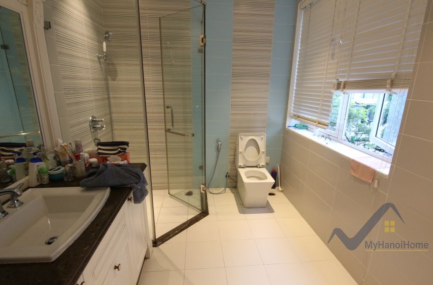 Biệt thự song lập Vinhomes Riverside full nội thất gần BIS 14