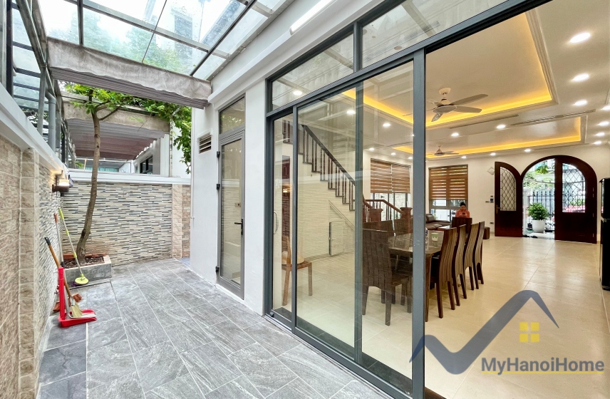 Biệt thự Vinhome Harmony cho thuê, 3 mặt thoáng full nội thất, gần Hồ 5