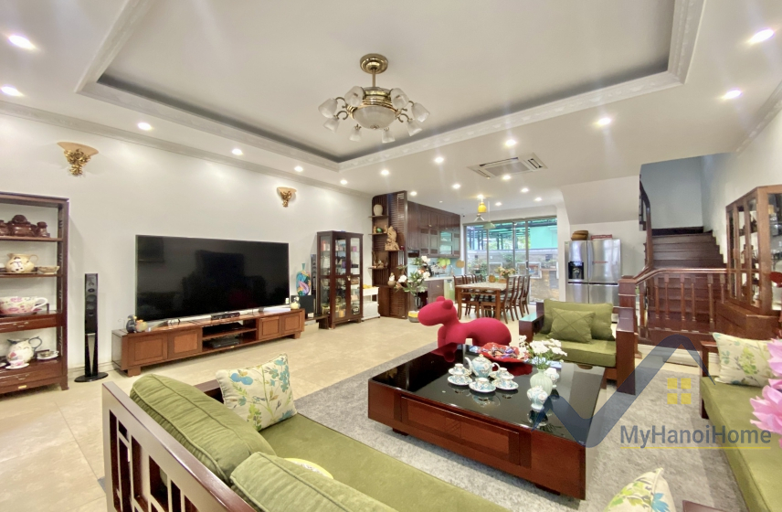 Biệt thự Vinhome Harmony gần hồ Harmony cho thuê đủ đồ 2