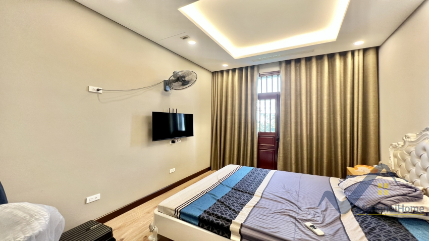 Biệt thự Vinhomes Harmony gần Vinschool cho thuê có thang máy 10
