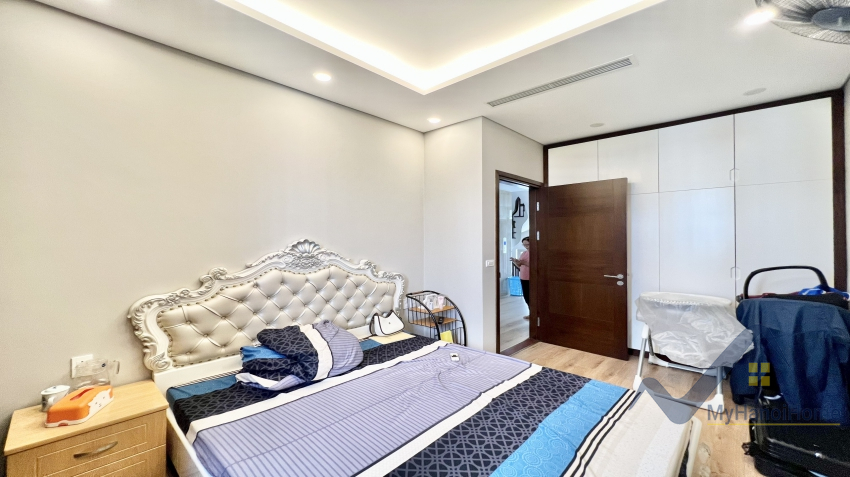 Biệt thự Vinhomes Harmony gần Vinschool cho thuê có thang máy 11