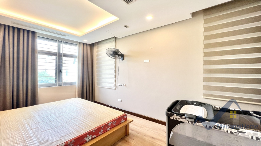 Biệt thự Vinhomes Harmony gần Vinschool cho thuê có thang máy 12