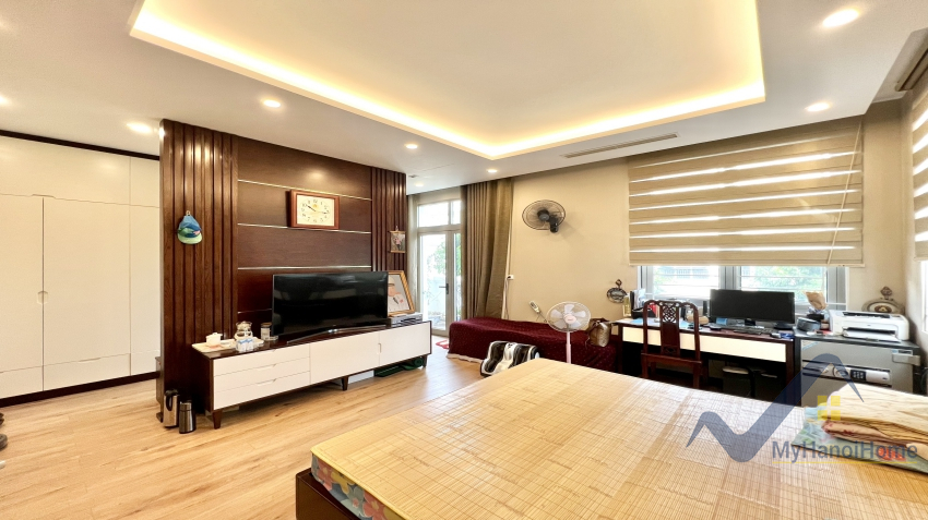 Biệt thự Vinhomes Harmony gần Vinschool cho thuê có thang máy 6