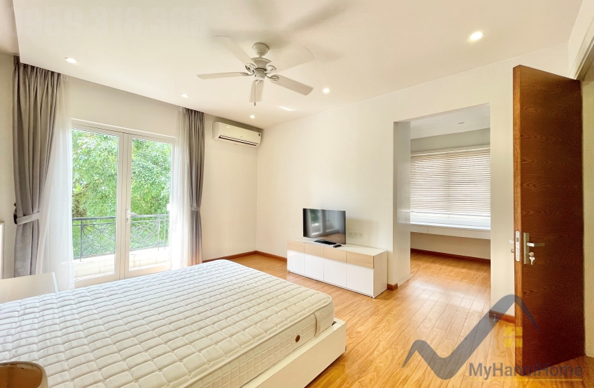 Biệt thự Vinhomes Riverside cho thuê, căn song lập full đồ 11