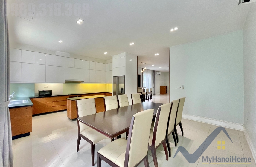 Biệt thự Vinhomes Riverside cho thuê, căn song lập full đồ 4