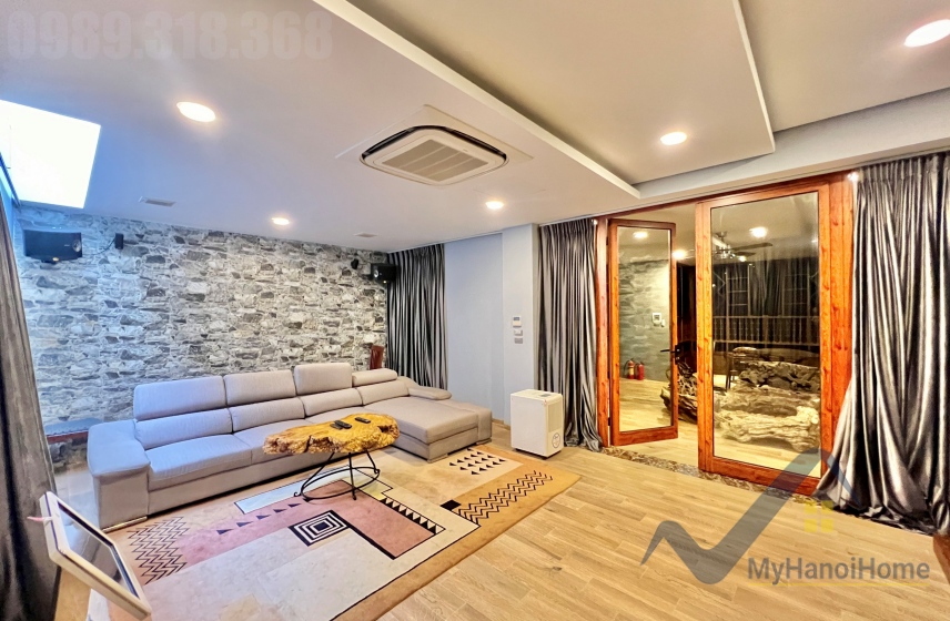 Biệt thự Vinhomes Riverside cho thuê căn song lập, gần sân Golf 10