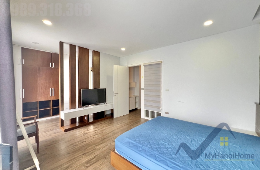 Biệt thự Vinhomes Riverside cho thuê căn song lập, gần sân Golf 13