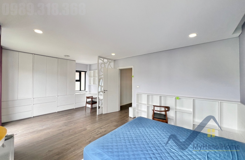 Biệt thự Vinhomes Riverside cho thuê căn song lập, gần sân Golf 21
