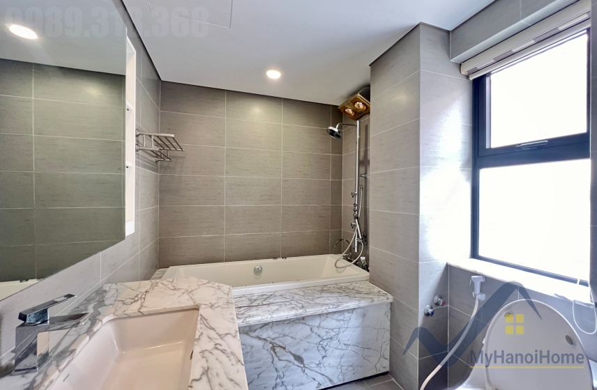 Biệt thự Vinhomes Riverside cho thuê căn song lập, gần sân Golf 22