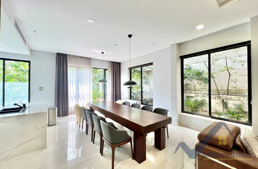 Biệt thự Vinhomes Riverside cho thuê căn song lập, gần sân Golf 4