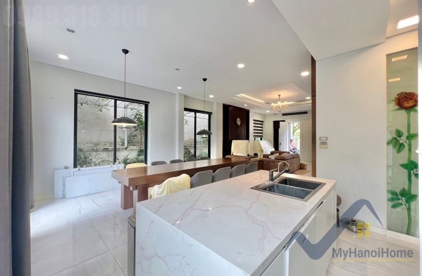 Biệt thự Vinhomes Riverside cho thuê căn song lập, gần sân Golf 6