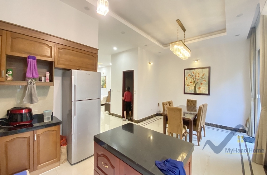 Biệt thự Vinhomes Riverside cho thuê, có tầng hầm và sân vườn 4