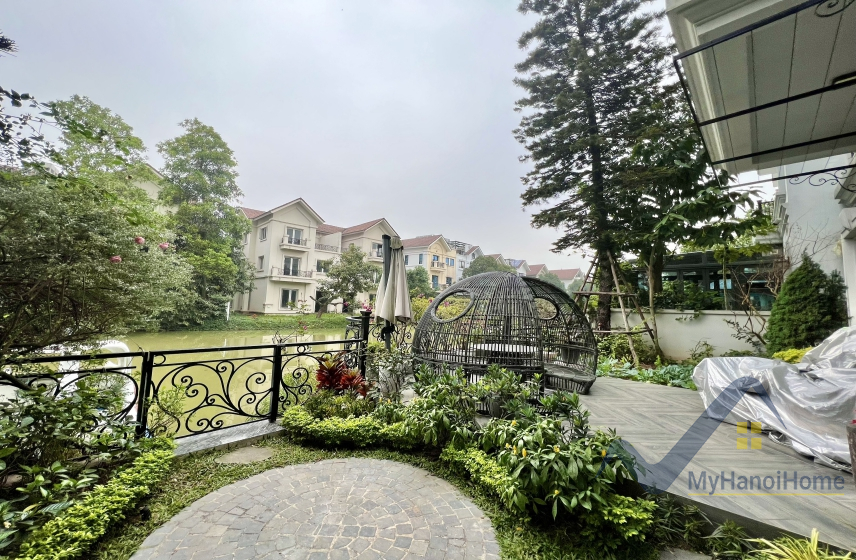 Biệt thự Vinhomes Riverside cho thuê đầy đủ nội thất, gần BIS 5