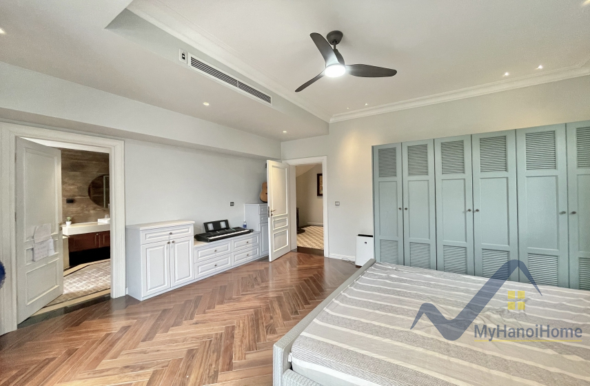 Biệt thự Vinhomes Riverside cho thuê đầy đủ nội thất, gần BIS 15
