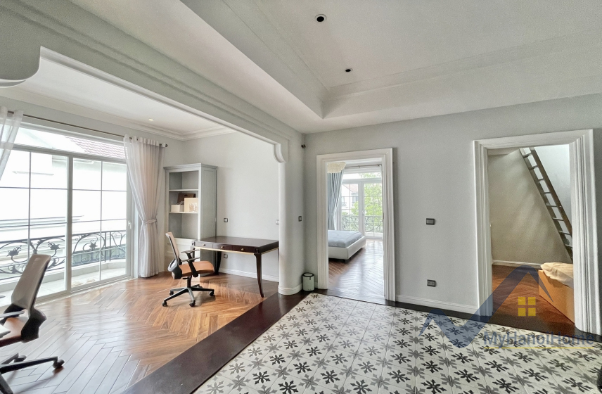 Biệt thự Vinhomes Riverside cho thuê đầy đủ nội thất, gần BIS 20
