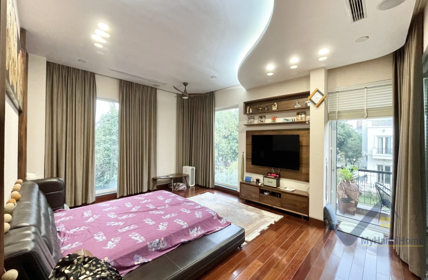 Biệt thự Vinhomes Riverside cho thuê đơn lập, đã thiết kế mới 10