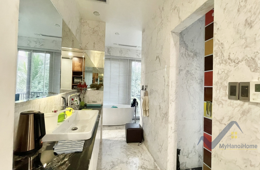 Biệt thự Vinhomes Riverside cho thuê đơn lập, đã thiết kế mới 12