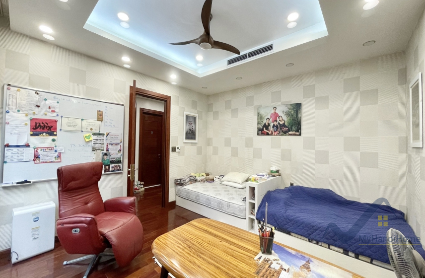 Biệt thự Vinhomes Riverside cho thuê đơn lập, đã thiết kế mới 15