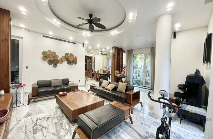 Biệt thự Vinhomes Riverside cho thuê đơn lập, đã thiết kế mới 2