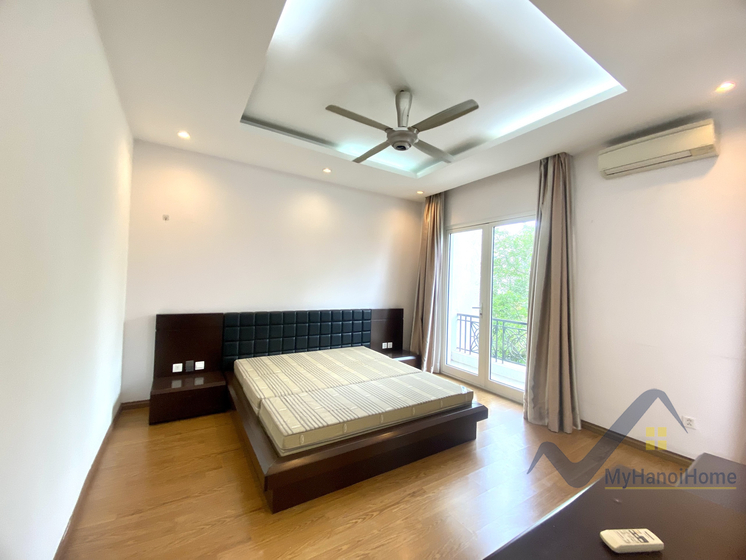 Biệt thự Vinhomes Riverside cho thuê đủ đồ 5PN 13