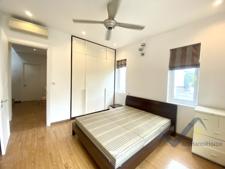 Biệt thự Vinhomes Riverside cho thuê đủ đồ 5PN 9