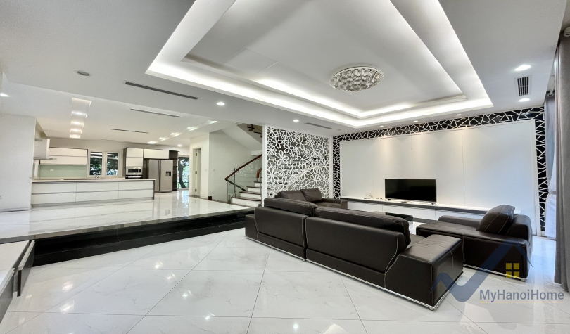 Biệt thự Vinhomes Riverside cho thuê hướng Tây Bắc 1