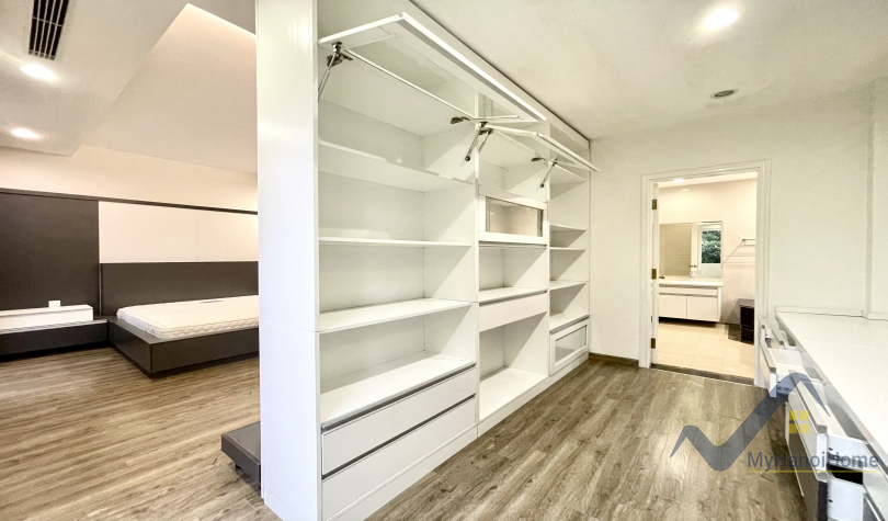 Biệt thự Vinhomes Riverside cho thuê hướng Tây Bắc 15