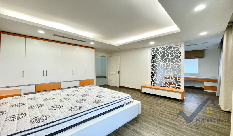 Biệt thự Vinhomes Riverside cho thuê hướng Tây Bắc 18