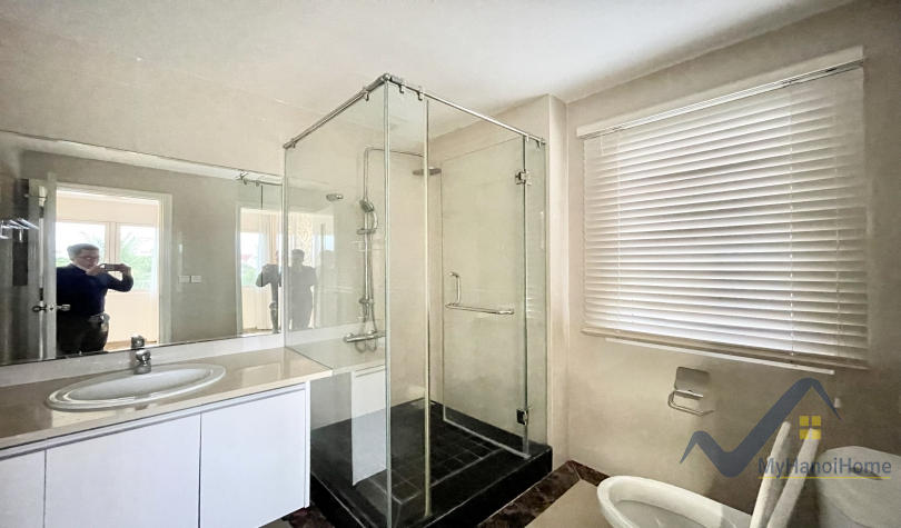 Biệt thự Vinhomes Riverside cho thuê hướng Tây Bắc 19