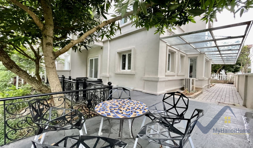 Biệt thự Vinhomes Riverside cho thuê hướng Tây Bắc 6