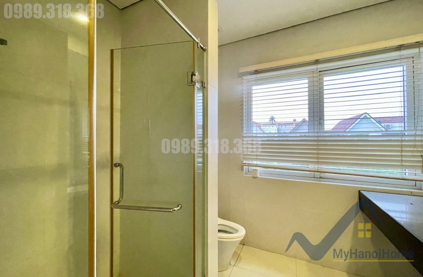 Biệt thự Vinhomes Riverside cho thuê không đồ, 4PN 18