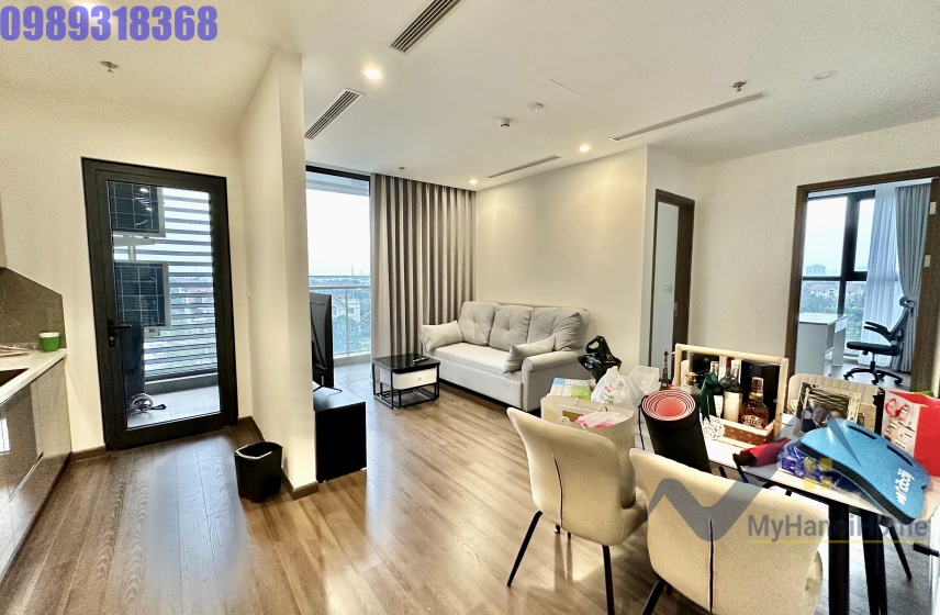Căn 3PN cho thuê tại CC Vinhomes Symphony full nội thất 1
