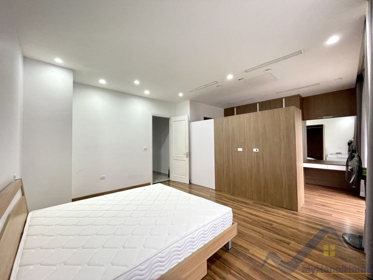 Căn biệt thự đơn lập cho thuê tại Vinhome Riverside đủ đồ 10
