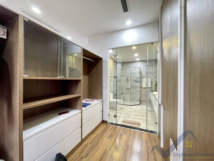 Căn biệt thự đơn lập cho thuê tại Vinhome Riverside đủ đồ 12