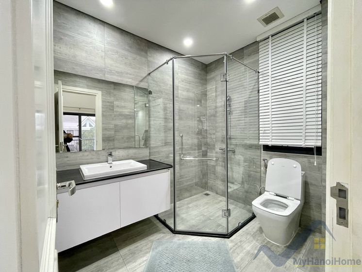 Căn biệt thự đơn lập cho thuê tại Vinhome Riverside đủ đồ 19