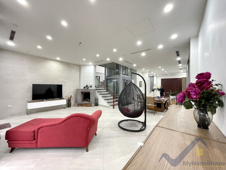 Căn biệt thự đơn lập cho thuê tại Vinhome Riverside đủ đồ 5