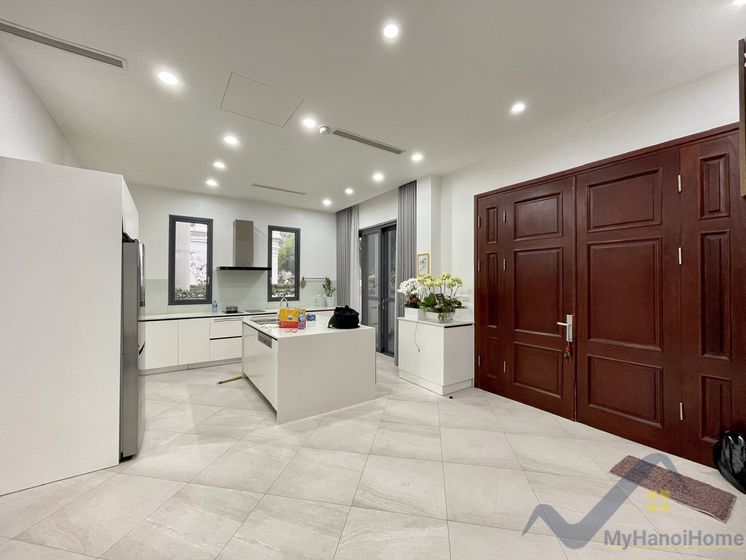 Căn biệt thự đơn lập cho thuê tại Vinhome Riverside đủ đồ 6