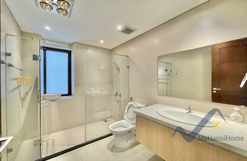 Cần cho thuê biệt thự đơn lập Vinhomes Riverside đầy đủ nội thất 15